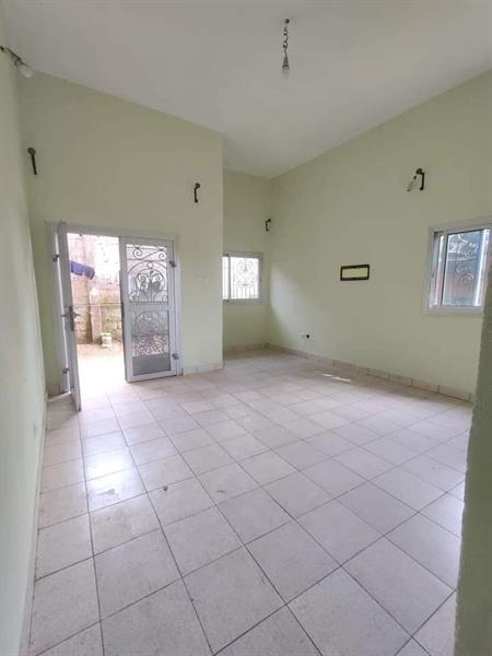 Bel Appartement À Messassi Accés Pieds 