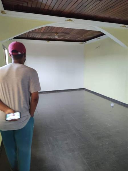 Joli Appartement Avec Parking À Nkoabang 10Eme Arret 