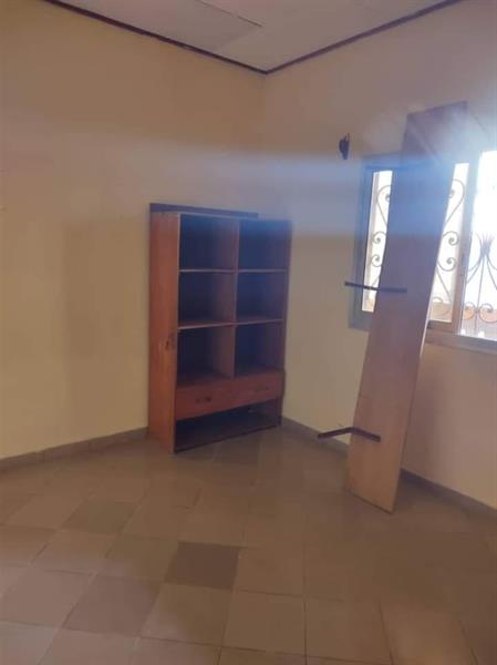 Joli Appartement Avec Parking À Nkoabang 10Eme Arret 