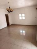 Villa Spacieuse Pour Bureaux Ou Habitation Avec Parking À Etoudi Bordure De Route,, Yaoundé, Immobilier au Cameroun