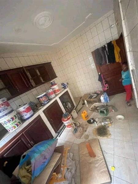 Appartement Individuel Avec Eau Chaude Parking Forage À Tsinga Village Bordure De Route 