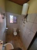 Appartement Avec Eau Chaude Gardien Interphone Parking Forage À Nkolfoulou Bordure De Goudron,, Yaoundé, Immobilier au Cameroun