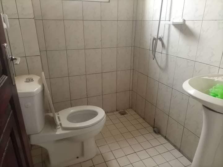Appartement Avec Parrking À Awae Escalier 