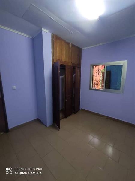 Appartement À Louer Avec Parking À Biteng 