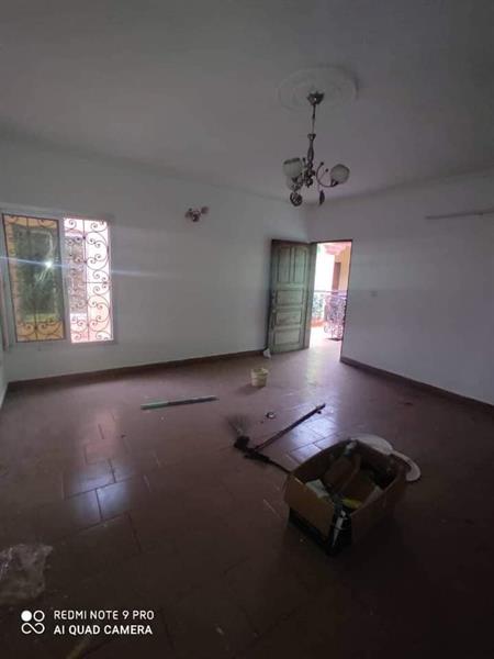 Appartement Avec Forage Parking À Nsam Obam 