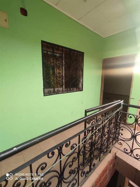 Appartement Avec Forage Parking À Nsam Obam 