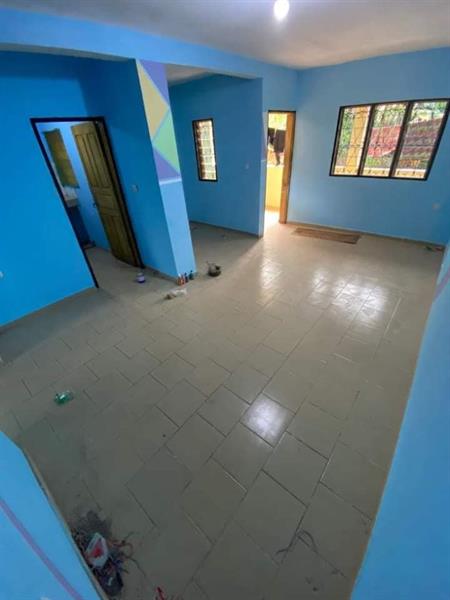 Appartement Spacieux À Mendong 