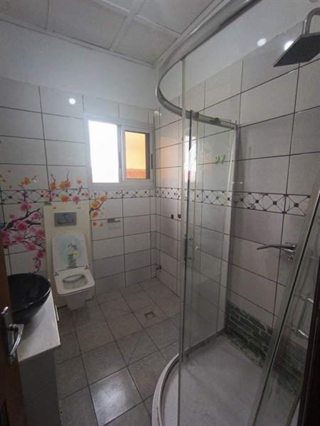 Appartement Avec Eau Chaude Forage Parking À Ahala,Accès À Pieds 