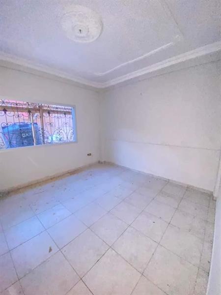 Appartement À Louer À Etoudi Avec Parking 