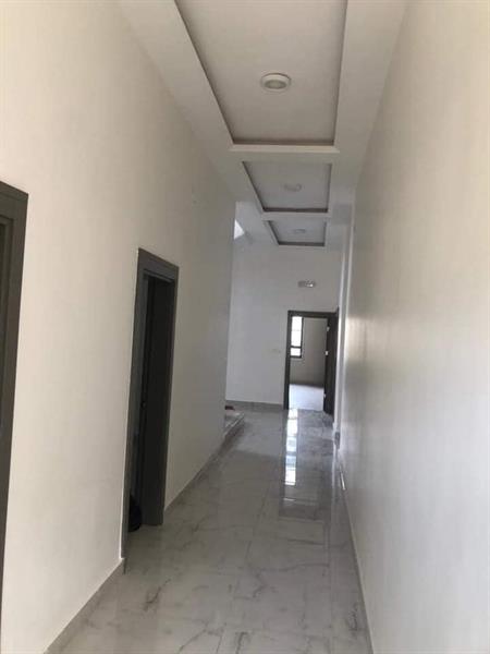 Duplex Haut Standing Nouvellement Construit À Vendre À Odza Petit Marché 
