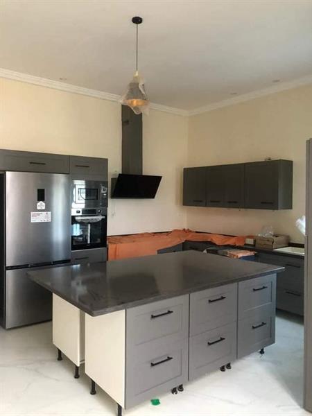 Duplex Haut Standing Nouvellement Construit À Vendre À Odza Petit Marché 