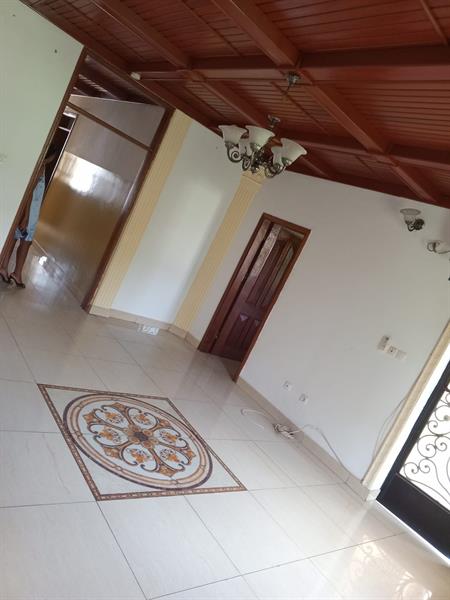 Appartement Avec Clim Eau Chaude Gardien Forage Parking À Omnisports 