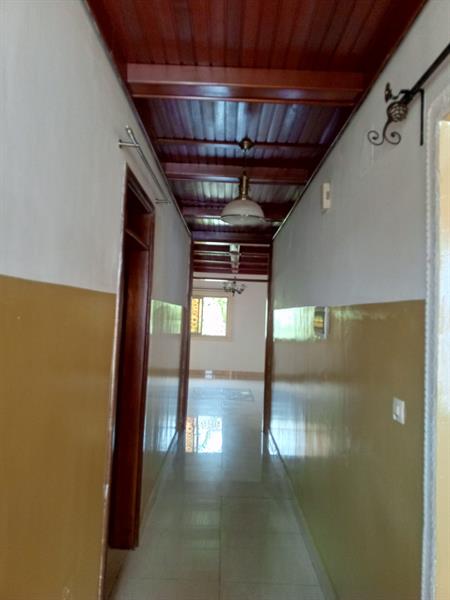 Appartement À Louer À Omnisports Avec Clim Eau Chaude Forage Gardien 