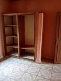 Beau Studio À Louer À L Étage À Efoulan Avec Prépayé,, Yaoundé, Immobilier au Cameroun
