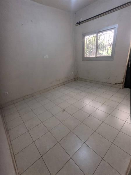 Appartement Avec Eau Chaude Parking Forage À Simbock Mbalgon 