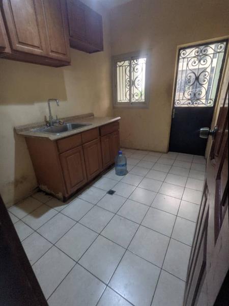 Appartement Avec Eau Chaude Parking Forage À Simbock Mbalgon 