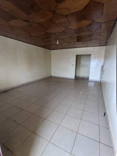 Appartement Spacieux À Louer Avec Parking Forage À Simbock 