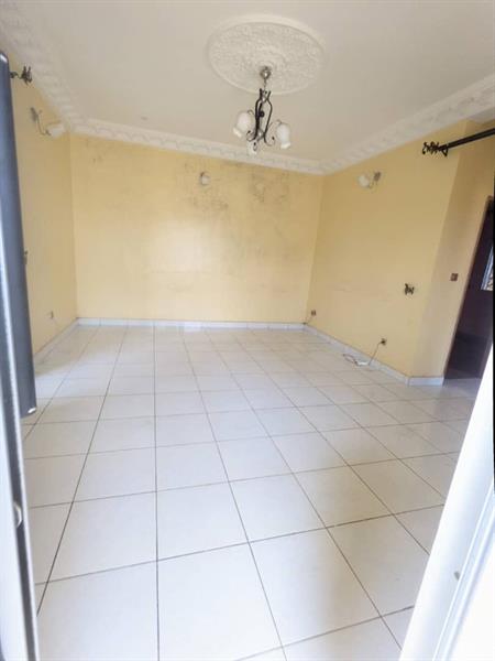 Appartement Spacieux À Louer À Simbock Mbalgon 