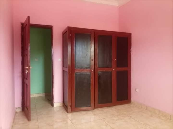 Superbe Appartement Neuf À Louer À Awae Nkolanga Avec Parking Forage 