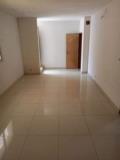 Appartement Propre Avec Parking Àomnisports.,, Yaoundé, Immobilier au Cameroun