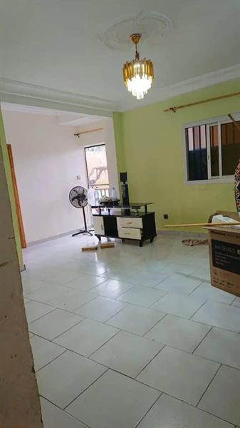 Bel Appartement À Louer À Nsimeyong 