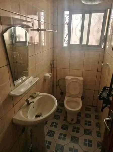 Jolie Villa Spacieuse À Louer Avec Clim Eau Chaude Parking À Ngousso Dans Une Zone Résidentielle 