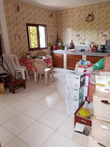 Triplex Titré À Vendre Avec Clim Eau Chaude Parking Espace Vert À Mimboman 
