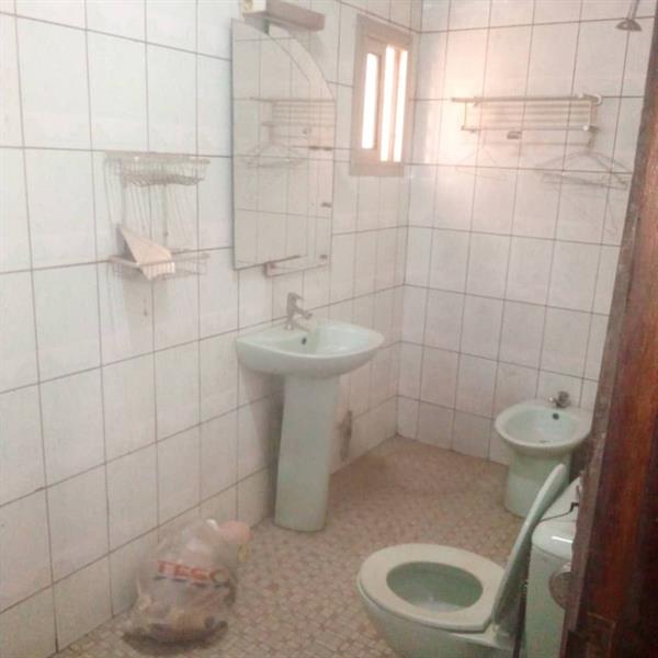 Vaste Duplex À Biyem Assi Tam Tam 