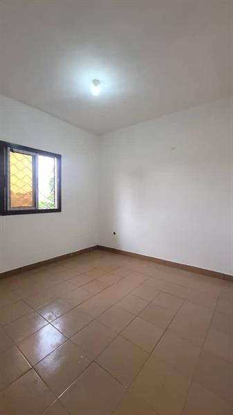 Appartement Neuf À Nsimeyong Avec Parking 