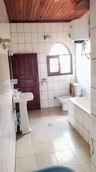Magnifique Duplex Meublé Spacieux Sur 1200M2 À Nkoabang Entrée Itambé 