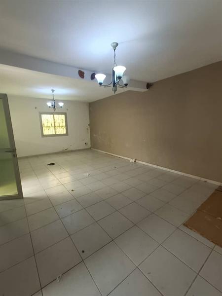 Appartement Individuel À Louer À Essos 