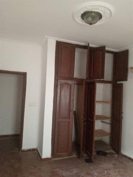 Magnifique Appartement À Louer À Emana Avec Parking Gardien 