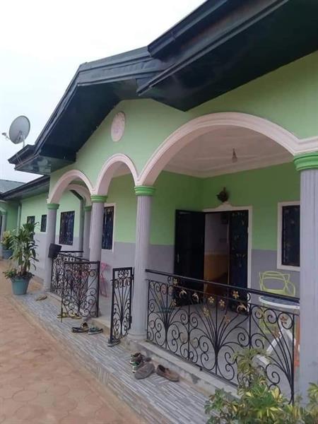 Belle Villa Avec Piscine À Louer Ou À Vendre À Manassa Par Awae 