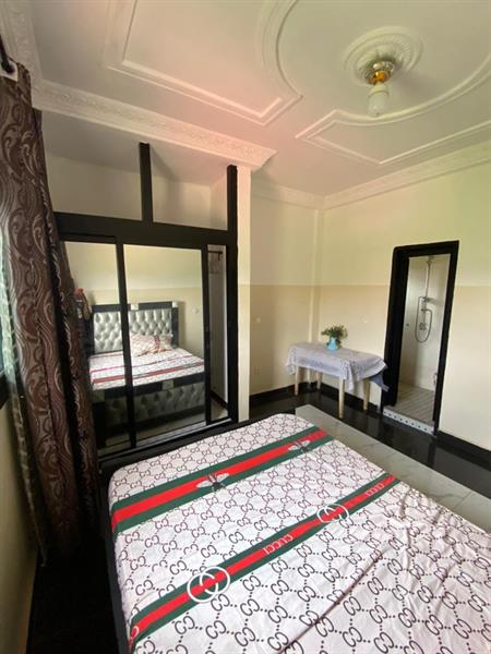 Appartement Neuf Avec Parking Forage À Obobogo 