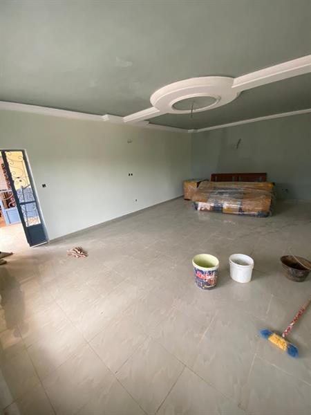 Bel Appartement Neuf À Louer À Odza Fecafoot Avec Gardien Clim 