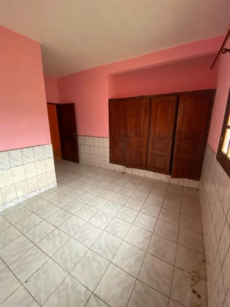 Appartement À Louer Au Rond Point Damas Forage 
