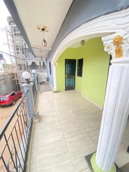Appartement Neuf À Louer À Etoudi Avec Parking 