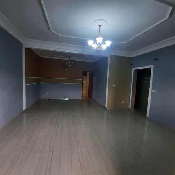 Appartement Avec Eau Chaude Forage Parking À Nkoabang,Accès Goudronné 