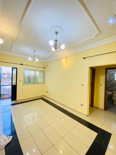 Appartement Propre À Nkozoa 