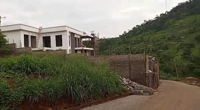 Terrain Titré À Vendre À Mbankolo Yaoundé 