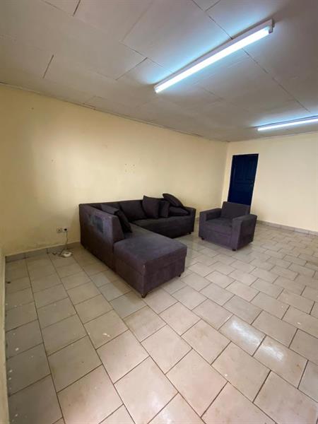 Apppartement À Etoug Ebe. 