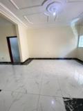 Appartement Neuf Avec Eau Chaude Parking Forage À Nsimeyong,, Yaoundé, Immobilier au Cameroun