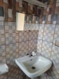 Appartement À L Étage En Bordure De Route À Essos,, Yaoundé, Immobilier au Cameroun