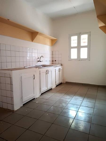 Villa Pour Bureaux Ou Habitation À Etoudi Avec Parking 