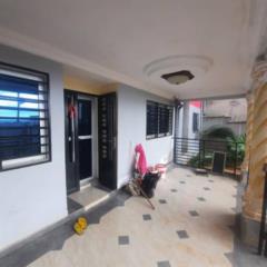 Villa Avec Eau Chaude Parking Forage Magasin À Nkoabang 10Eme Arret,, Yaoundé, Immobilier au Cameroun