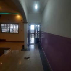 Villa Avec Eau Chaude Parking Forage Magasin À Nkoabang 10Eme Arret,, Yaoundé, Immobilier au Cameroun