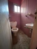 Chambre Avec Cuisine Et Placards À Ahala Diderot,, Yaoundé, Immobilier au Cameroun