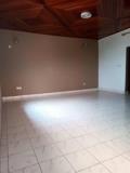 Appartement Neuf Avec Parking Magasin À Tongolo,, Yaoundé, Immobilier au Cameroun