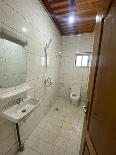 Bel Appartement Avec Forage Parking À Nkolfoulou 