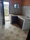 Appartement En Bordure De Route Avec Parking À Mimboman,, Yaoundé, Immobilier au Cameroun